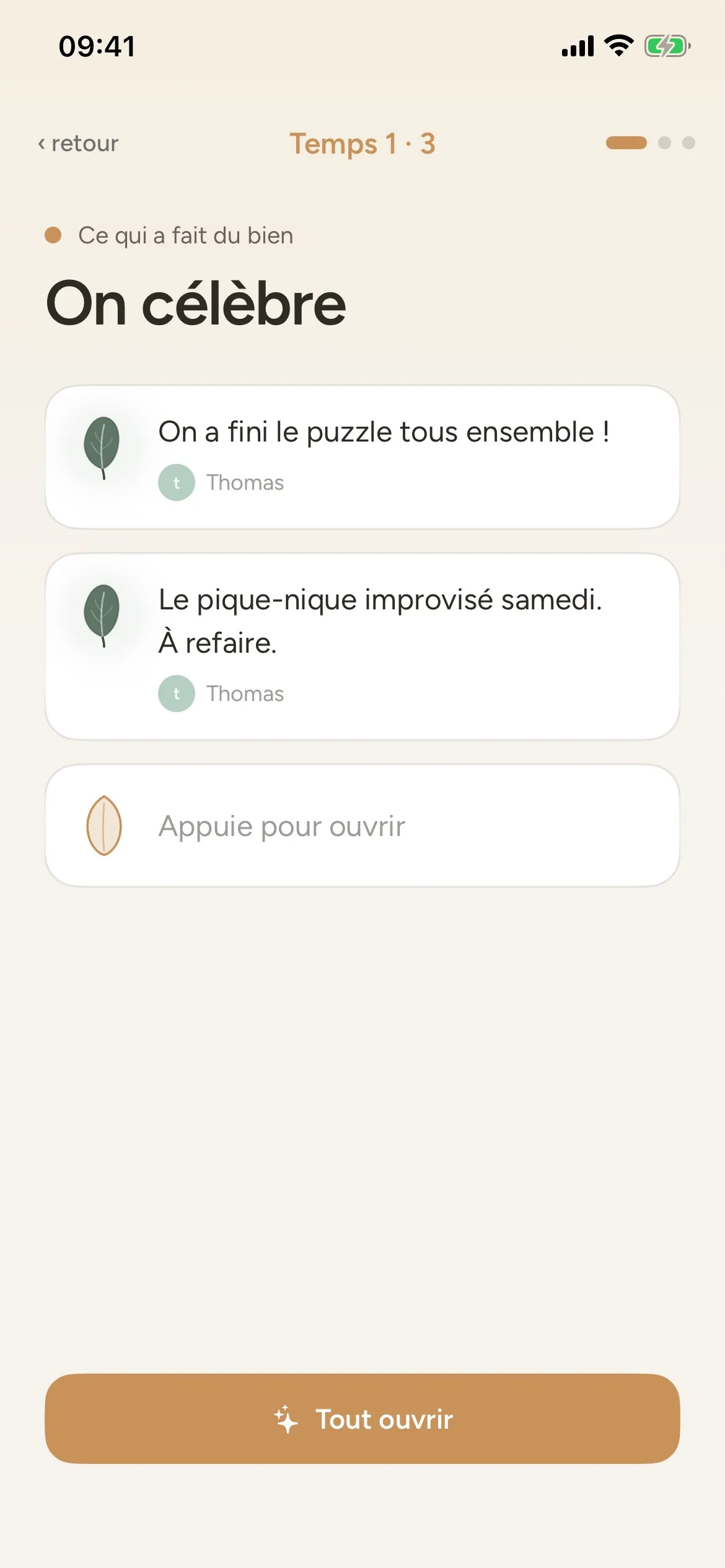 Écran Recap de FamEase — « On célèbre » : on ouvre les graines une à une (deux ouvertes, une encore scellée).